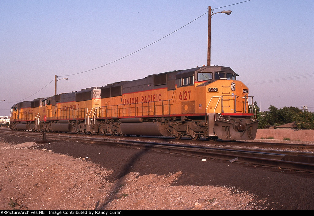 UP 6127 at LA